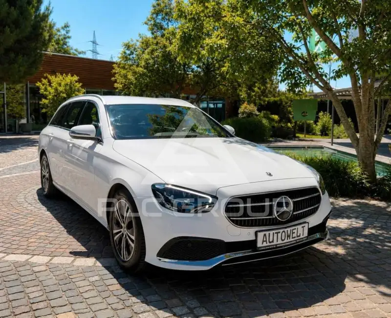 2021 Mercedes Benz E 220