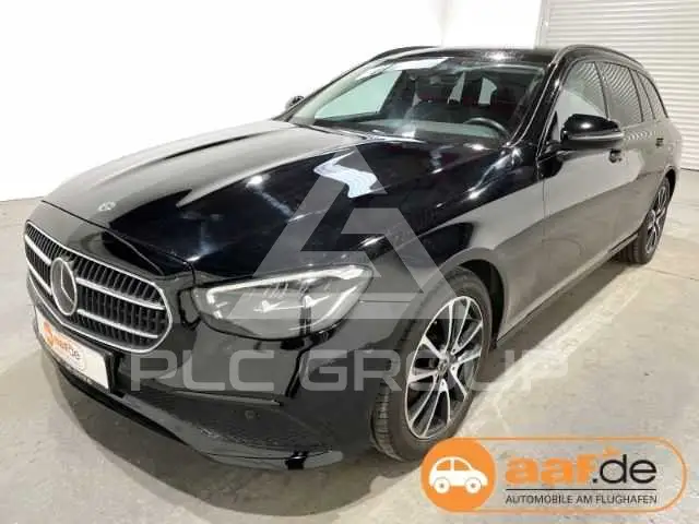 2021 Mercedes Benz E 220