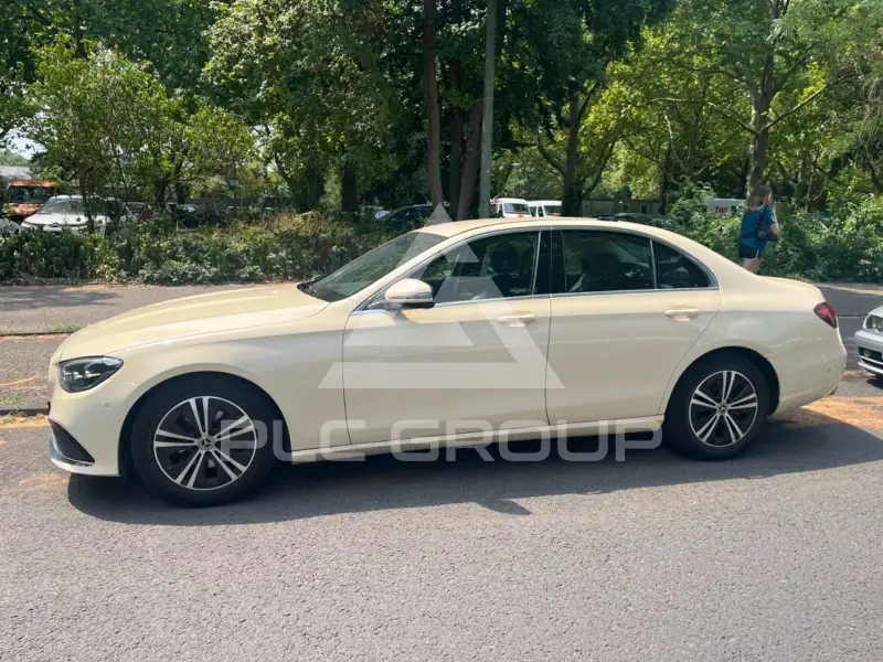 2021 Mercedes Benz E 220