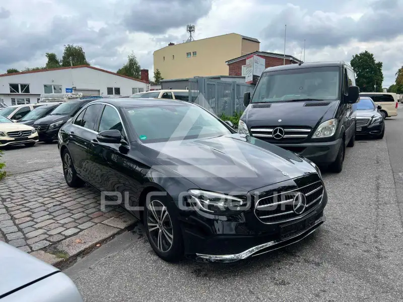2021 Mercedes Benz E 220