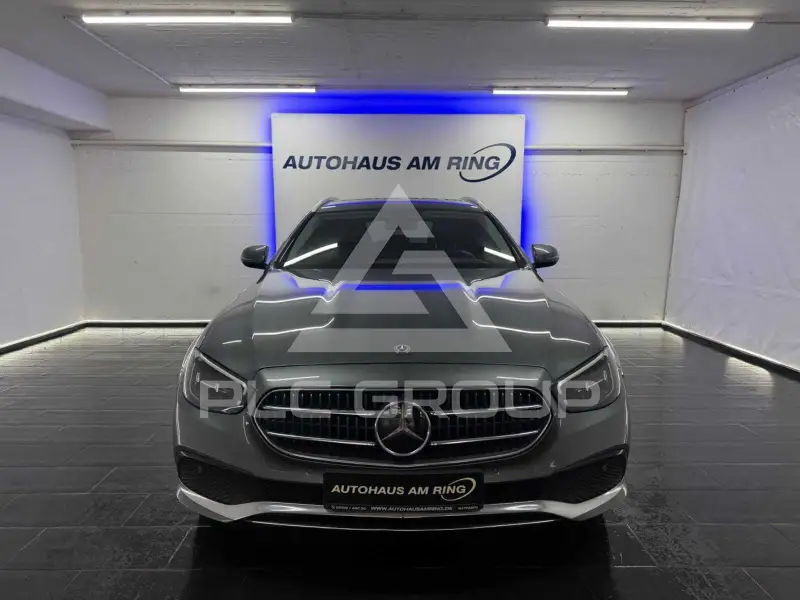 2021 Mercedes Benz E 220