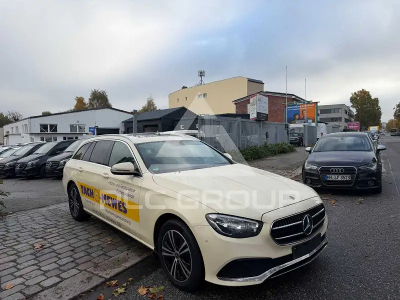 2021 Mercedes Benz E 220
