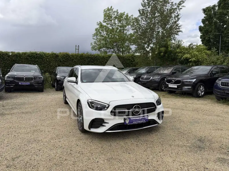 2021 Mercedes Benz E 220