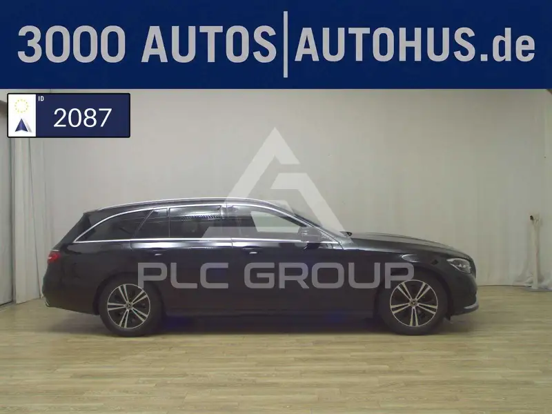 2021 Mercedes Benz E 220