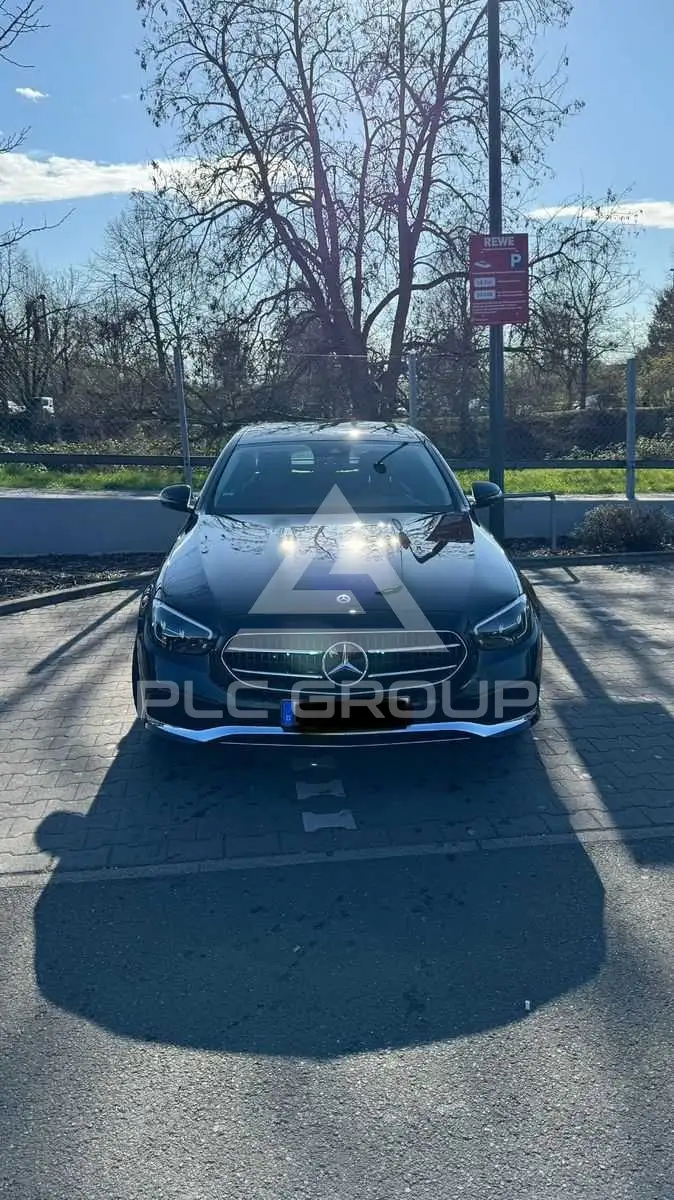 2021 Mercedes Benz E 220