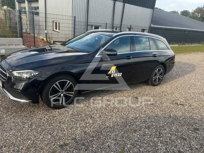 2021 Mercedes Benz E 220