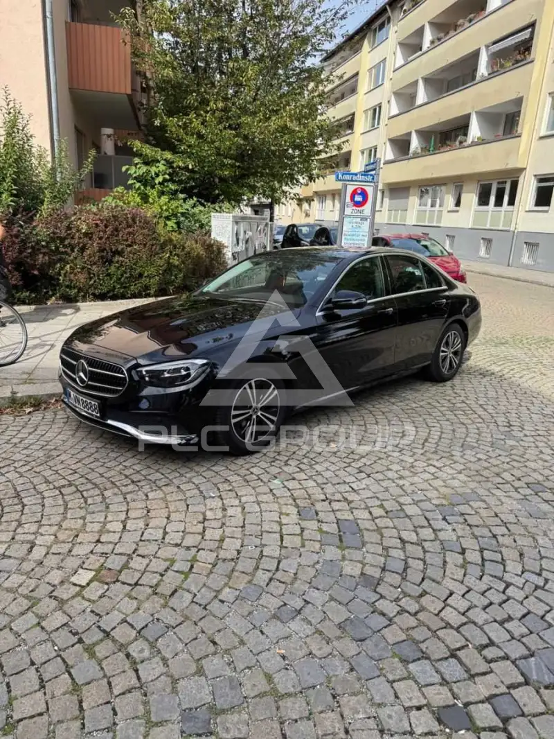 2021 Mercedes Benz E 220