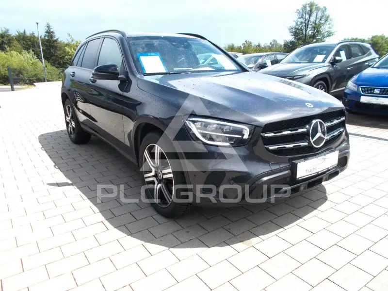 2021 Mercedes Benz GLC 200
