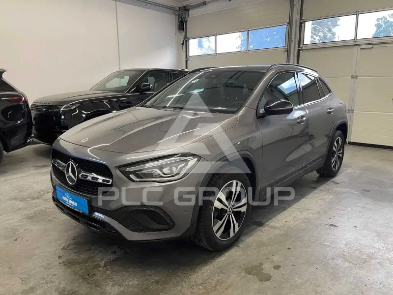 2021 Mercedes Benz GLA 220