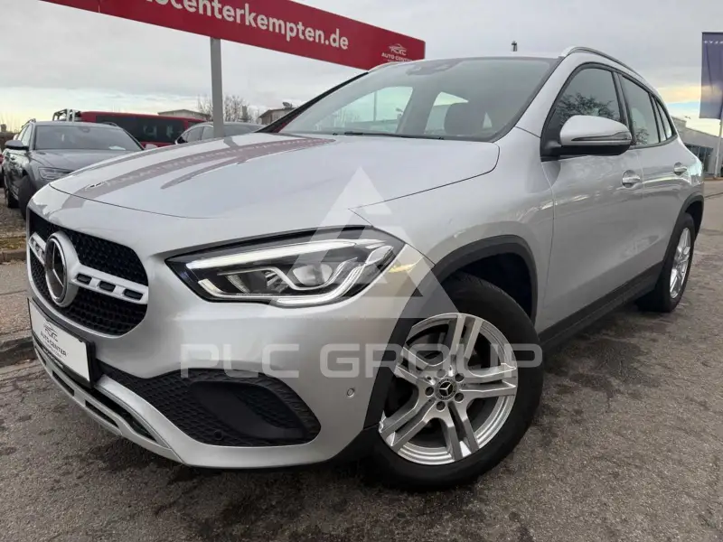 2021 Mercedes Benz GLA 220