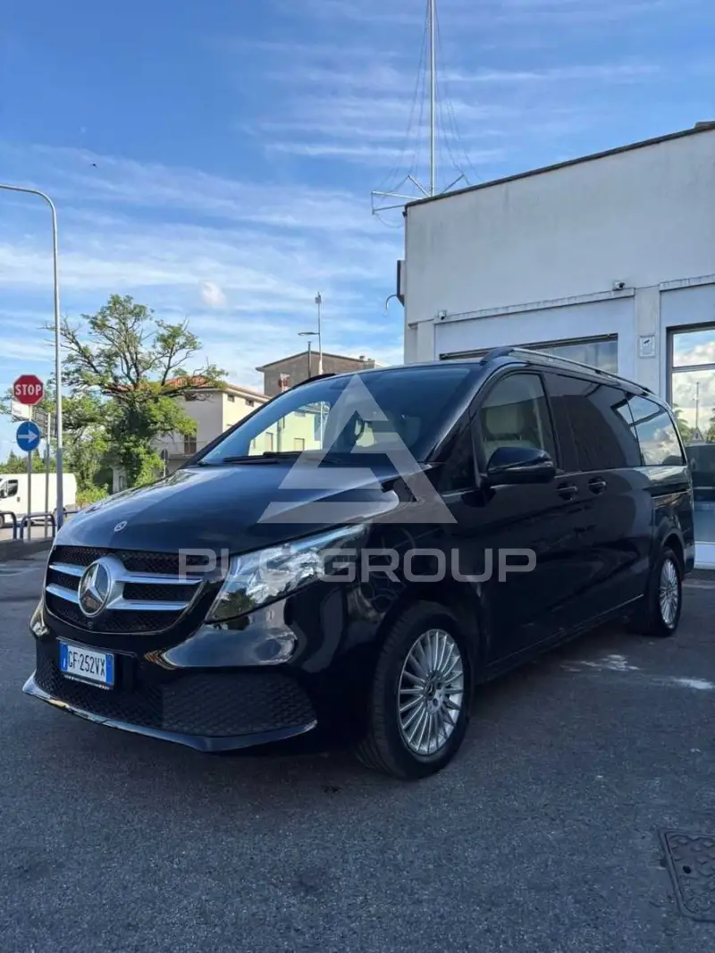 2021 Mercedes Benz V 220