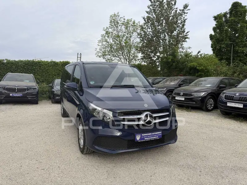 2021 Mercedes Benz V 220