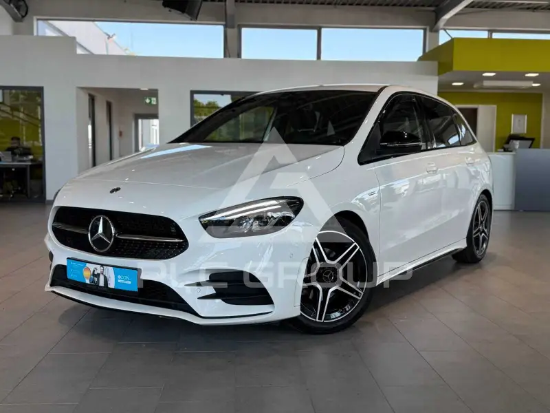 2021 Mercedes Benz B 180
