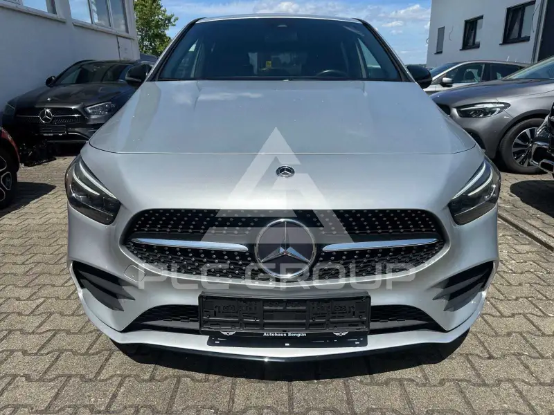 2021 Mercedes Benz B 180