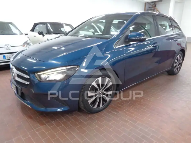 2021 Mercedes Benz B 180
