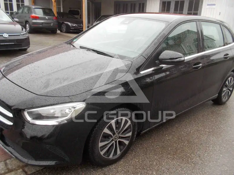 2021 Mercedes Benz B 180
