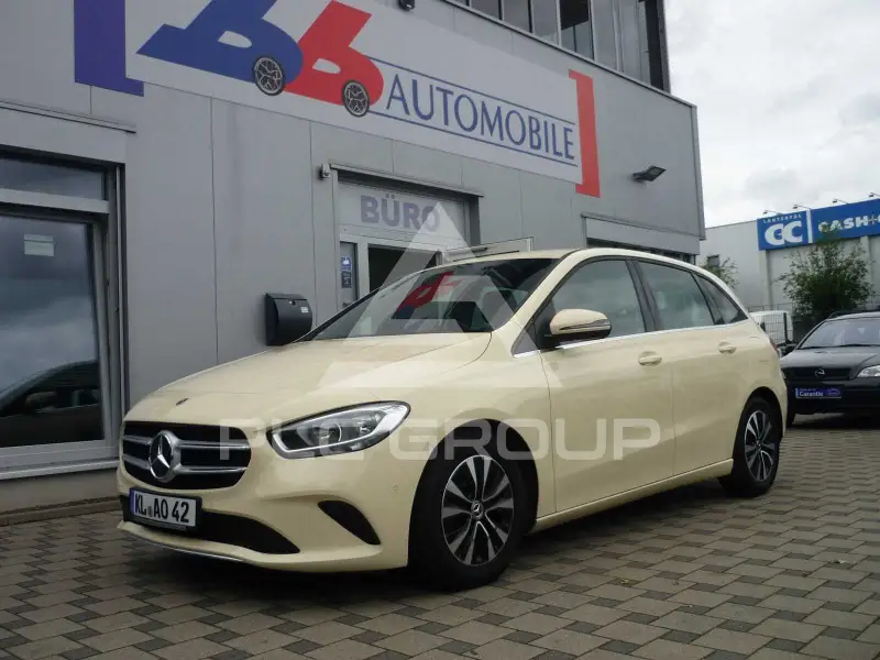 2021 Mercedes Benz B 180