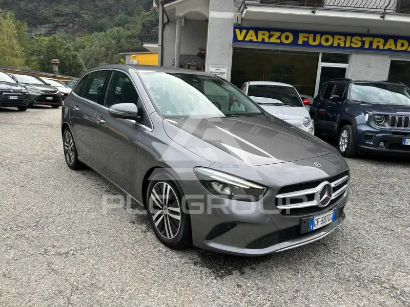 2021 Mercedes Benz B 180