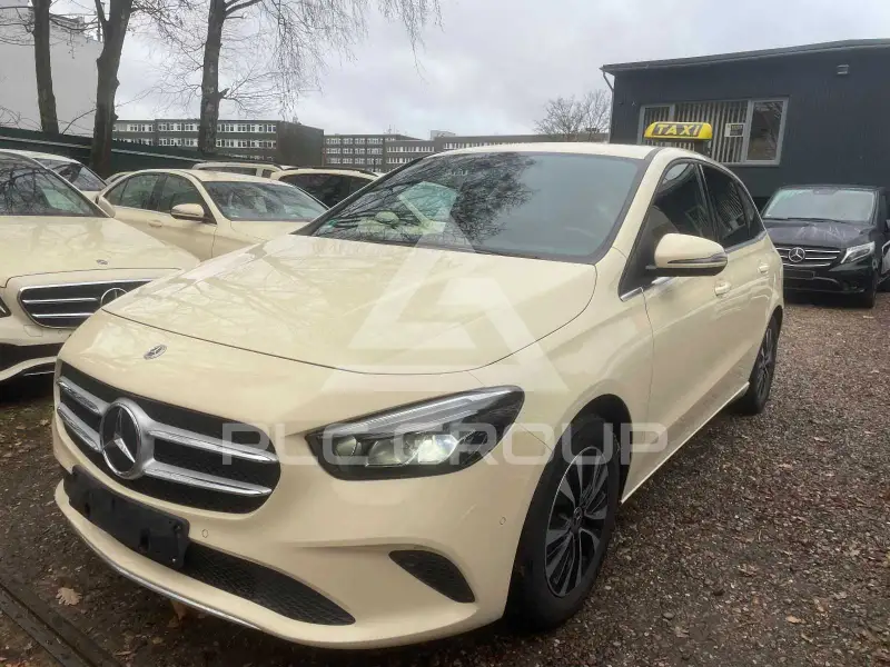 2021 Mercedes Benz B 180