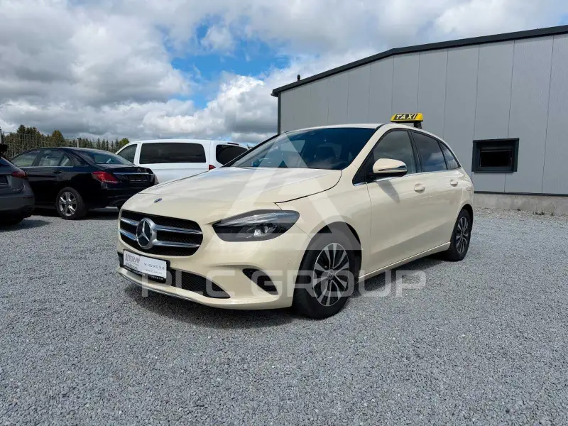 2021 Mercedes Benz B 180