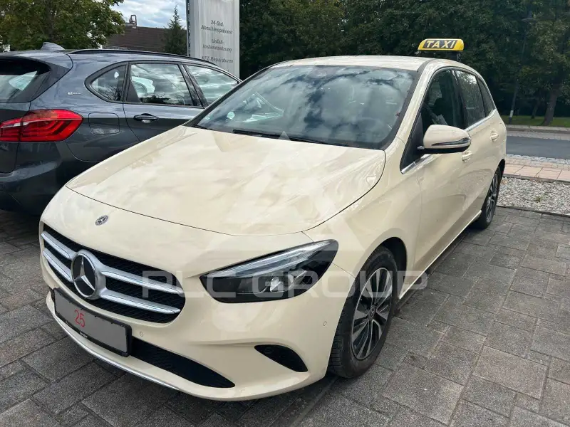 2021 Mercedes Benz B 180