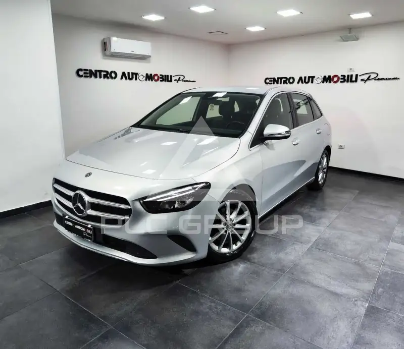 2021 Mercedes Benz B 180