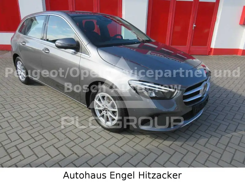 2021 Mercedes Benz B 180