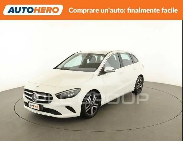 2021 Mercedes Benz B 180