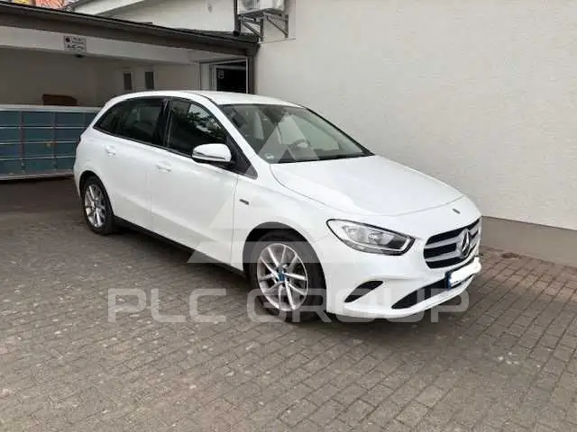 2021 Mercedes Benz B 250