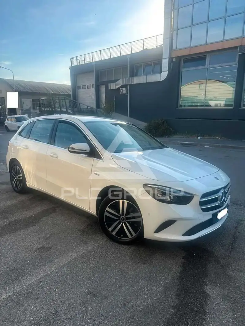 2021 Mercedes Benz B 250