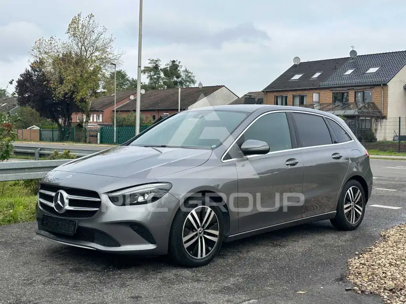 2021 Mercedes Benz B 220