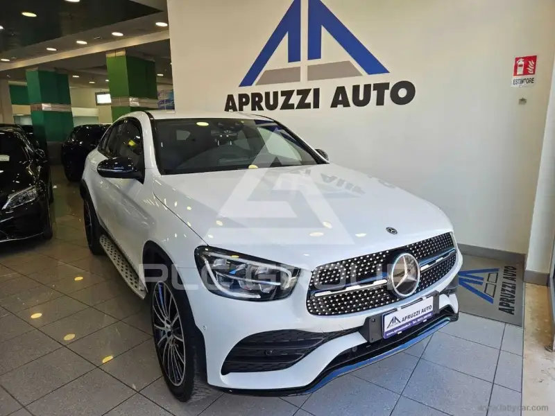 2021 Mercedes Benz GLC 220