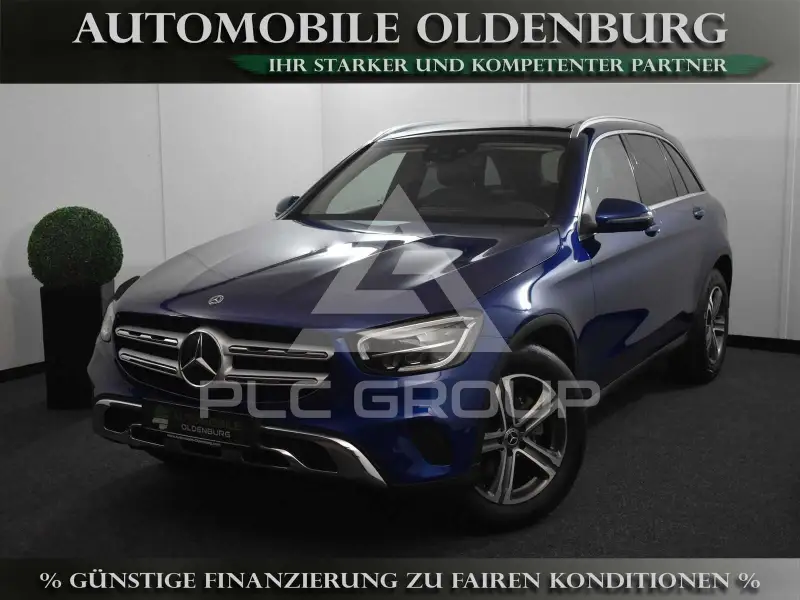 2021 Mercedes Benz GLC 220