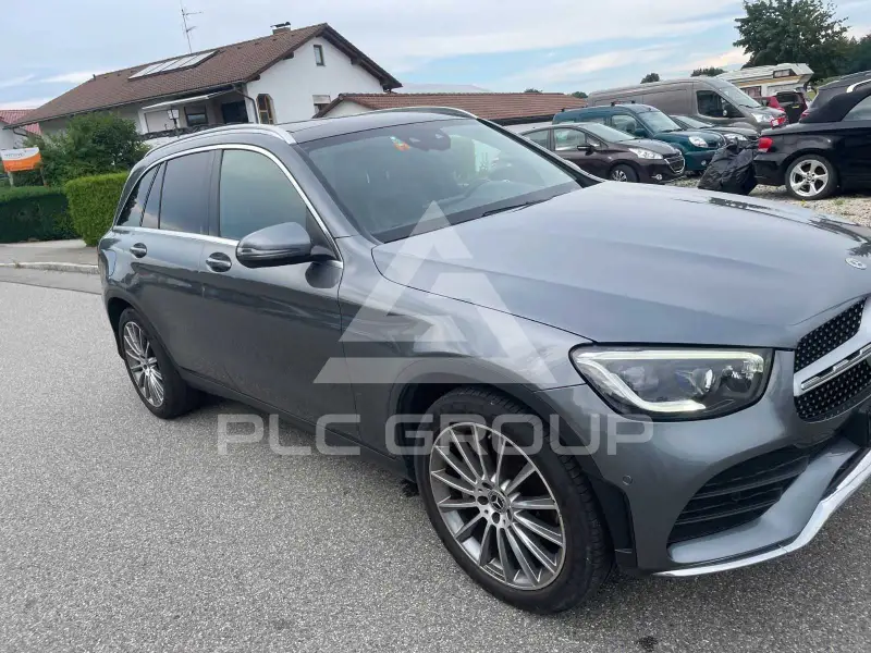 2021 Mercedes Benz GLC 220