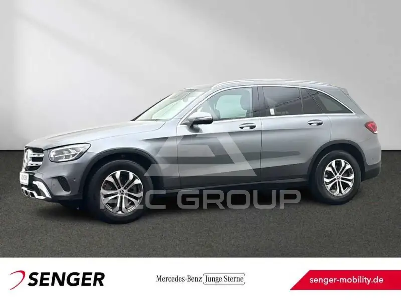2021 Mercedes Benz GLC 220