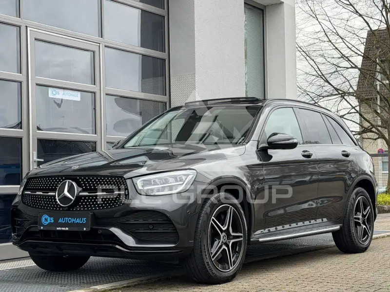 2021 Mercedes Benz GLC 220