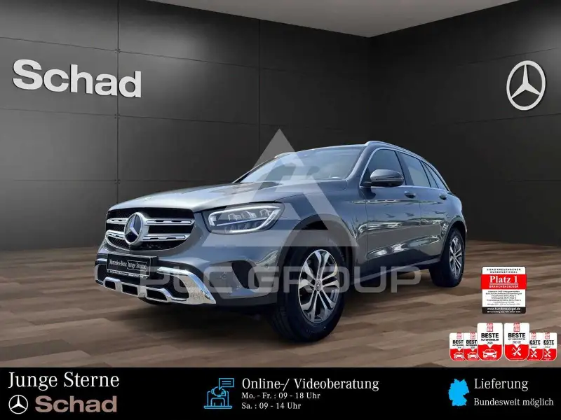 2021 Mercedes Benz GLC 220
