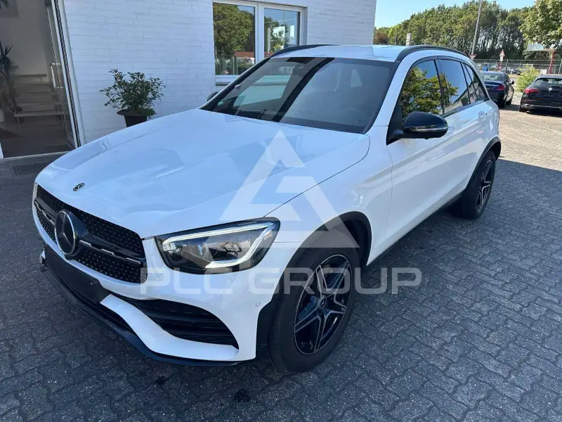 2021 Mercedes Benz GLC 220