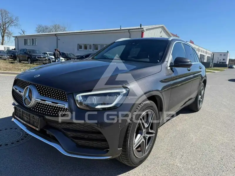 2021 Mercedes Benz GLC 220