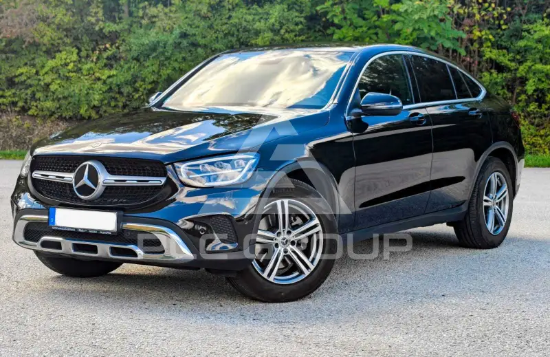 2021 Mercedes Benz GLC 220