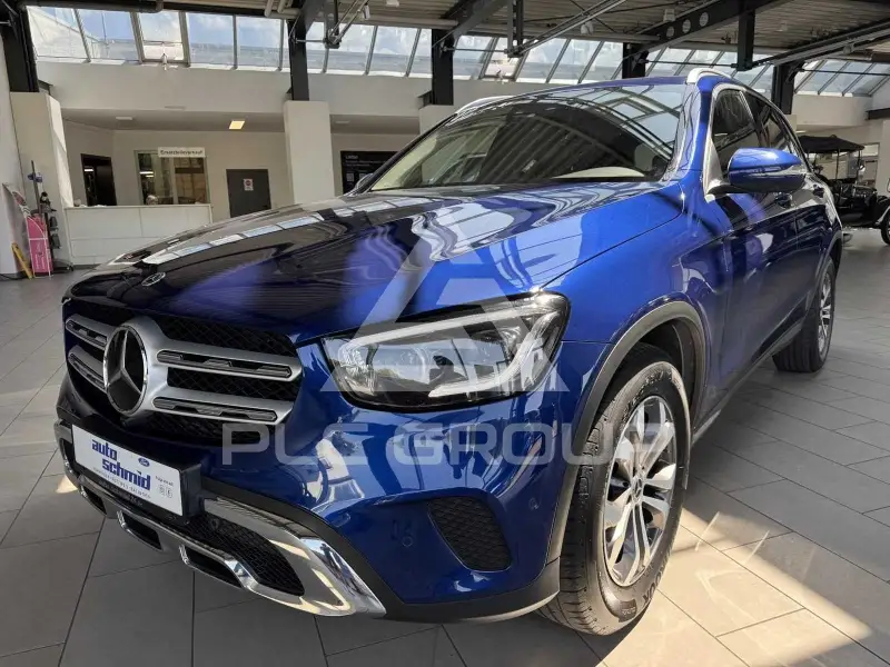 2021 Mercedes Benz GLC 220