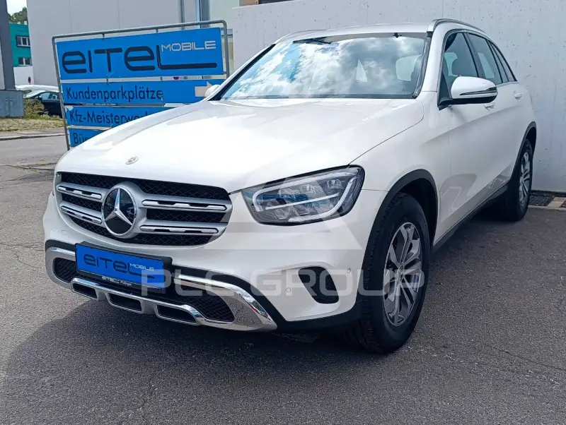 2021 Mercedes Benz GLC 220