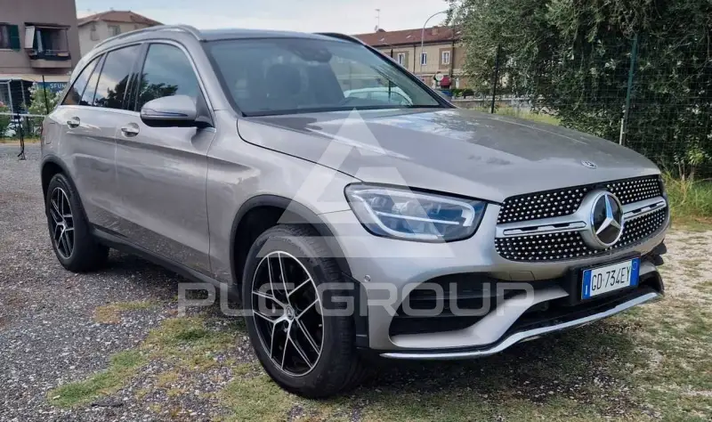 2021 Mercedes Benz GLC 220