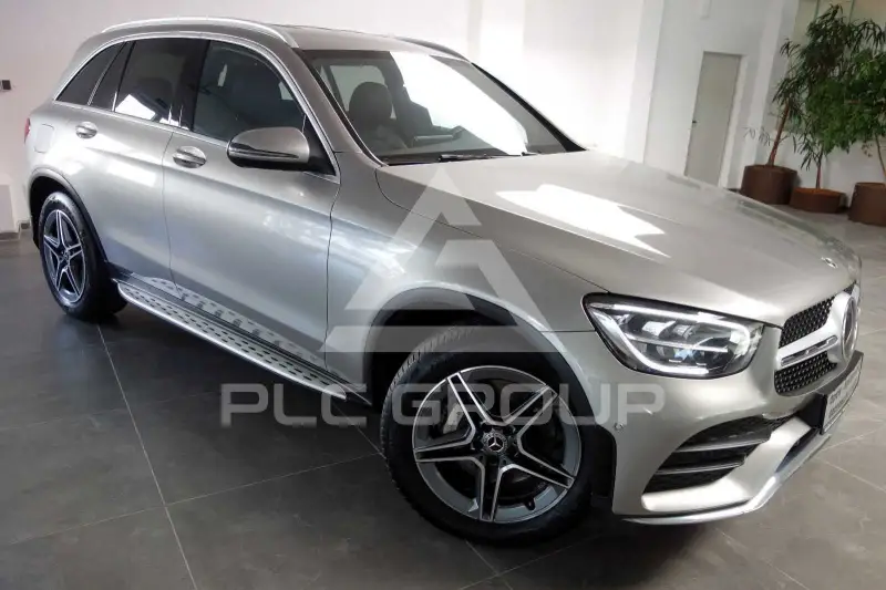 2021 Mercedes Benz GLC 220