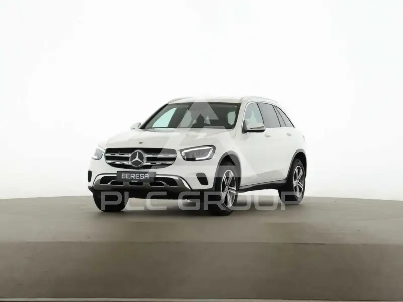 2021 Mercedes Benz GLC 220