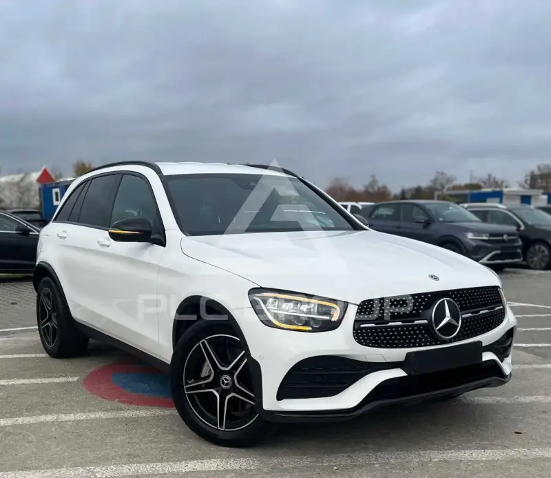 2021 Mercedes Benz GLC 220