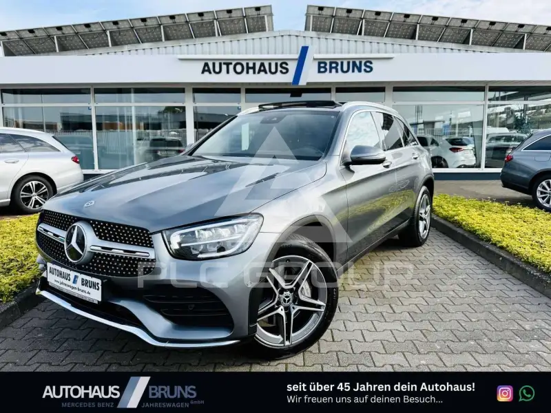 2021 Mercedes Benz GLC 220