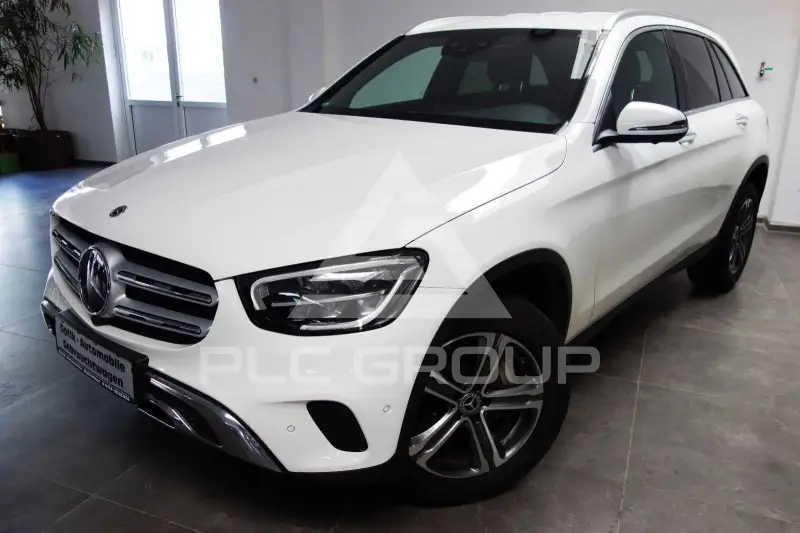 2021 Mercedes Benz GLC 220