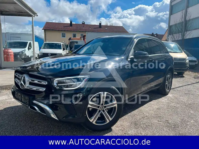 2021 Mercedes Benz GLC 220
