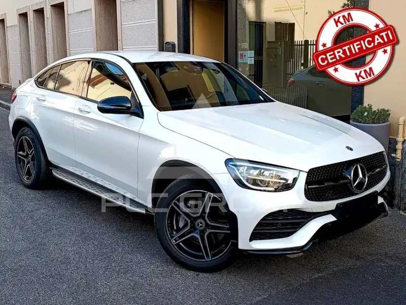 2021 Mercedes Benz GLC 220